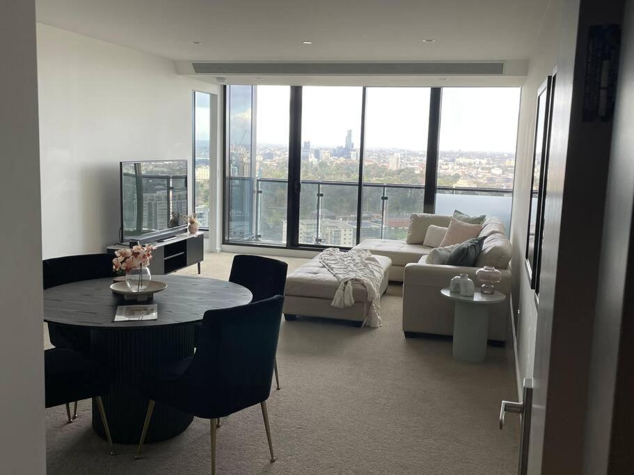 Lux 3 Bedroom Apartment In Southbank メルボルン エクステリア 写真