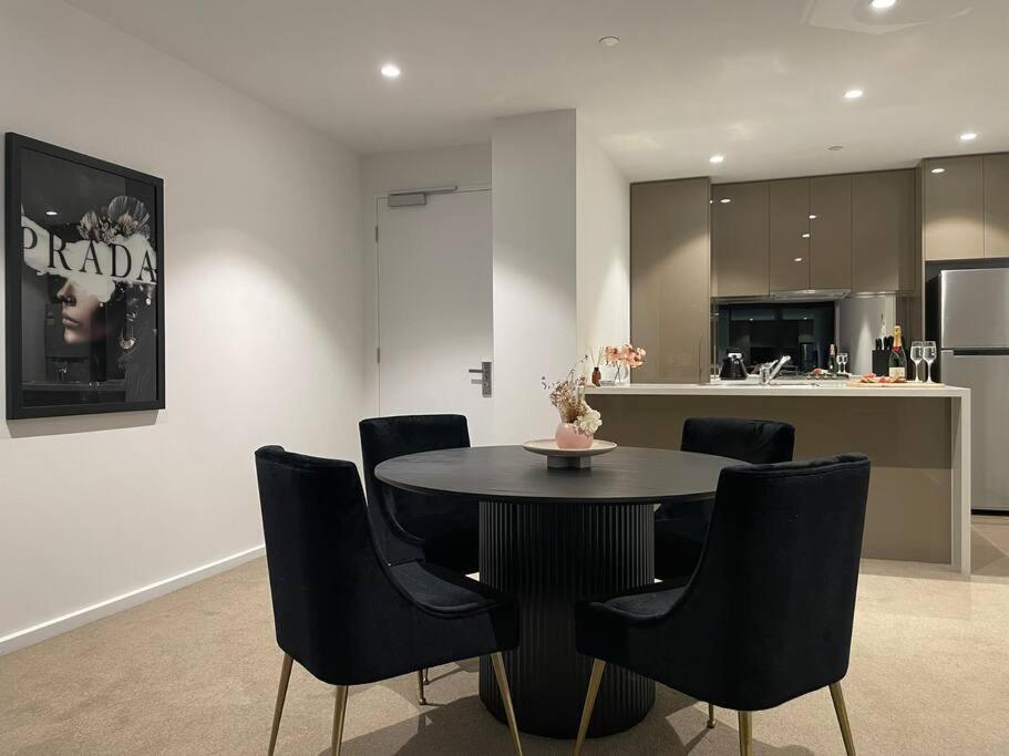 Lux 3 Bedroom Apartment In Southbank メルボルン エクステリア 写真