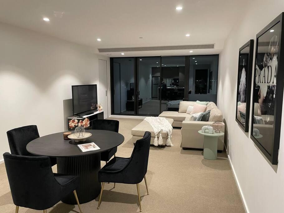 Lux 3 Bedroom Apartment In Southbank メルボルン エクステリア 写真