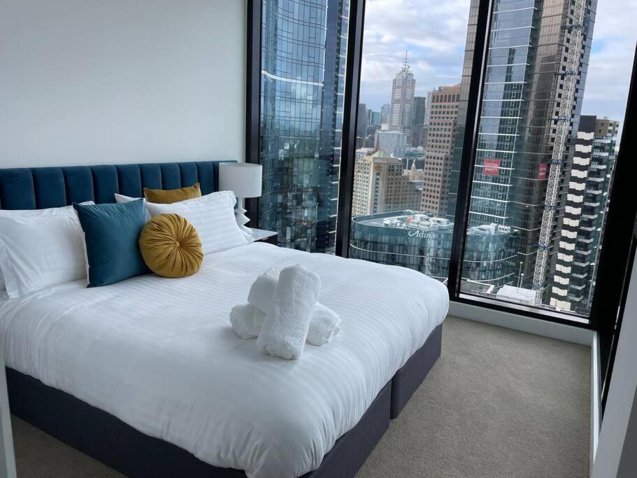 Lux 3 Bedroom Apartment In Southbank メルボルン エクステリア 写真